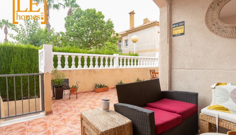 Resale - Bungalow - Torrevieja - Aguas Nuevas