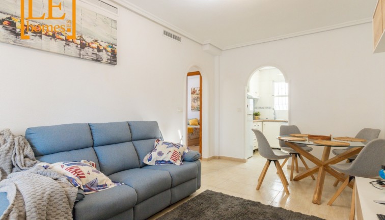 Resale - Bungalow - Torrevieja - Aguas Nuevas