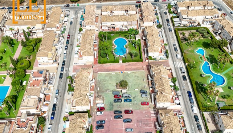 Resale - Bungalow - Torrevieja - Aguas Nuevas