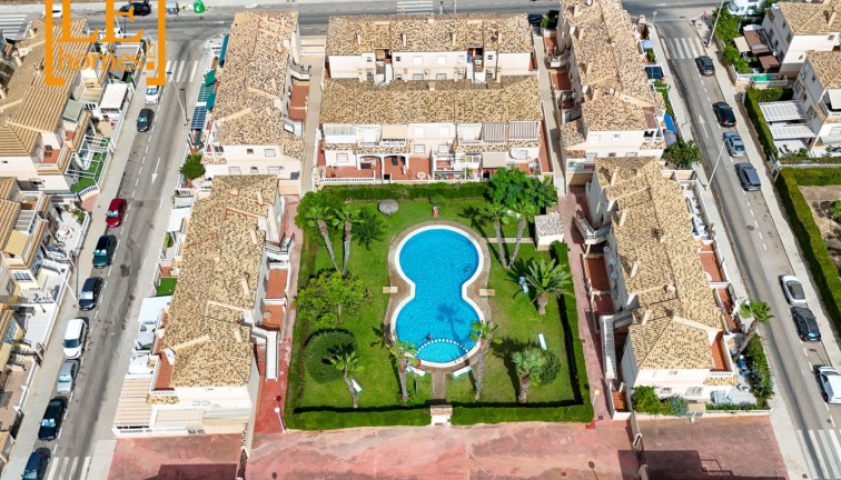 Resale - Bungalow - Torrevieja - Aguas Nuevas