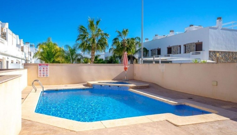 Resale - Apartment - Top Floor Apartment - Pilar de la Horadada - TORRE DE LA HORADADA