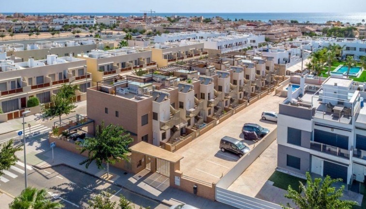 Resale - Apartment - Top Floor Apartment - Pilar de la Horadada - TORRE DE LA HORADADA