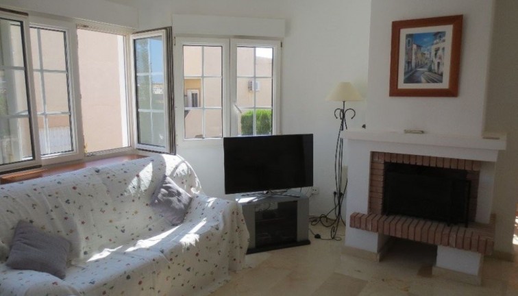 Jälleenmyynti - Erillistalo - Orihuela Costa - Villamartín