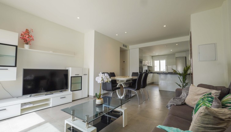Reventa - Apartamento / piso - Torrevieja - Aguas Nuevas