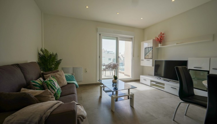 Reventa - Apartamento / piso - Torrevieja - Aguas Nuevas