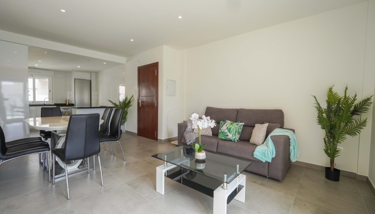 Reventa - Apartamento / piso - Torrevieja - Aguas Nuevas