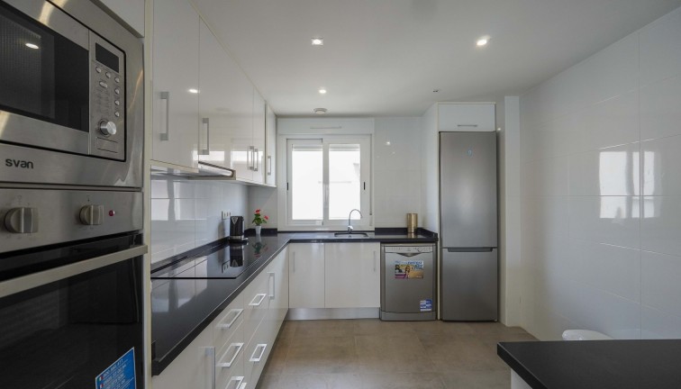 Reventa - Apartamento / piso - Torrevieja - Aguas Nuevas