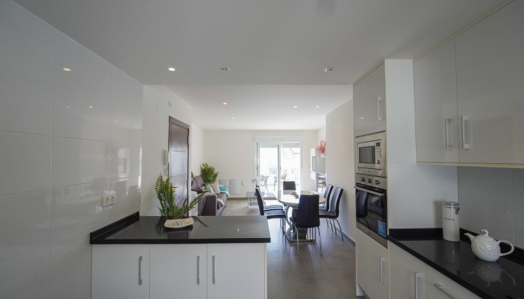 Reventa - Apartamento / piso - Torrevieja - Aguas Nuevas