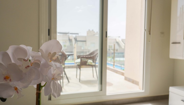 Reventa - Apartamento / piso - Torrevieja - Aguas Nuevas