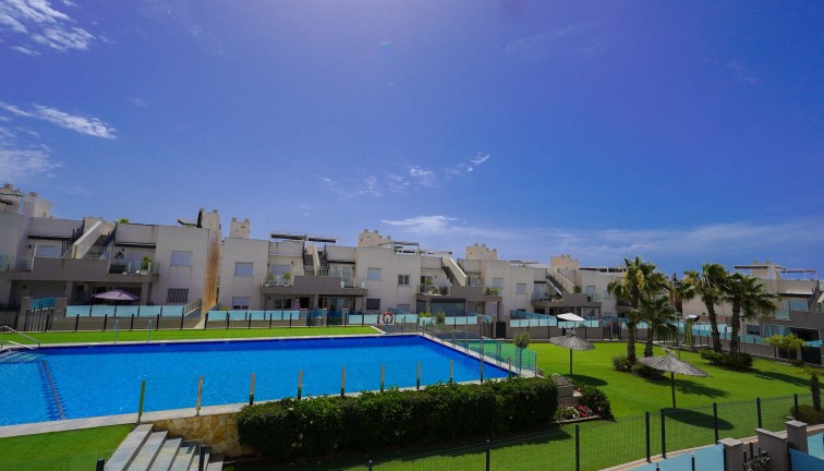 Reventa - Apartamento / piso - Torrevieja - Aguas Nuevas