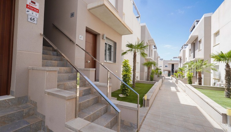 Reventa - Apartamento / piso - Torrevieja - Aguas Nuevas