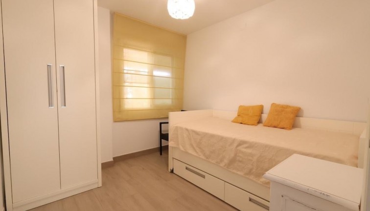 Jälleenmyynti - Asunto - Orihuela Costa - Campoamor