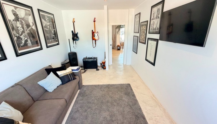 Resale - Chalet - Pinoso