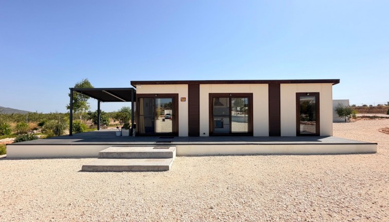 Resale - Chalet - Pinoso