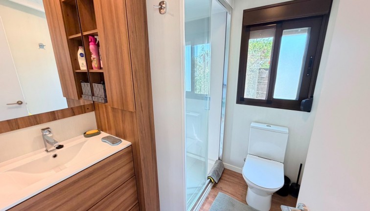 Resale - Chalet - Pinoso