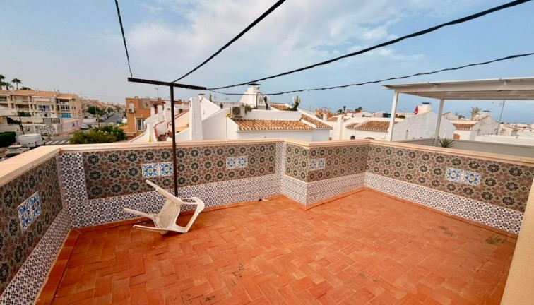 Reventa - Casa adosada - Torrevieja
