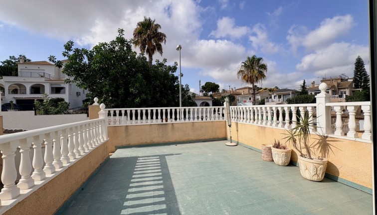 Jälleenmyynti - Erillistalo - Orihuela - Los Balcones