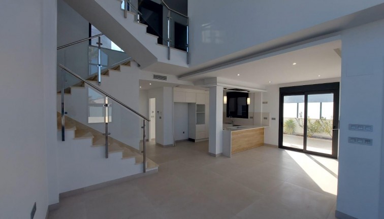 Resale - Chalet - Torrevieja - Los Balcones