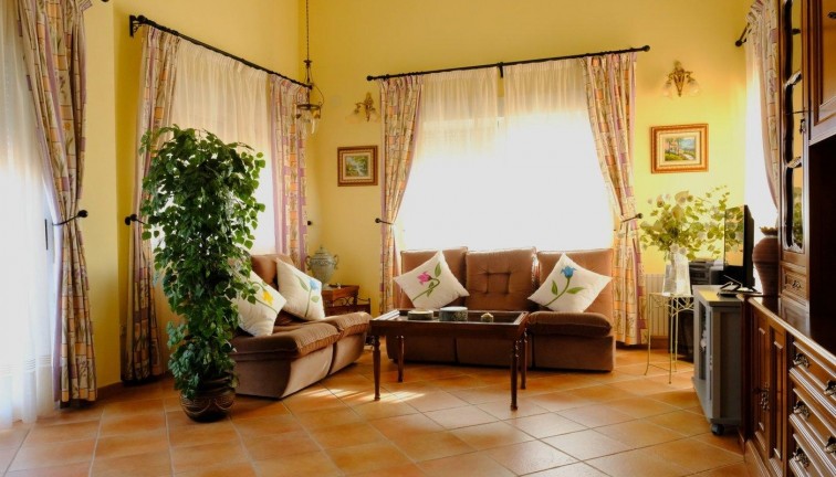 Resale - Chalet - Orihuela