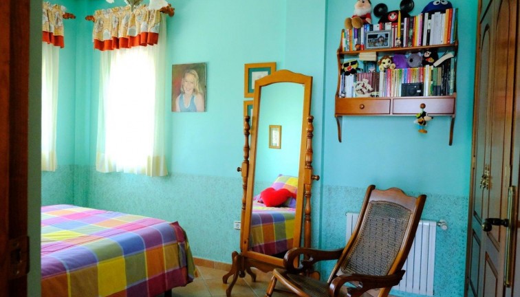 Resale - Chalet - Orihuela