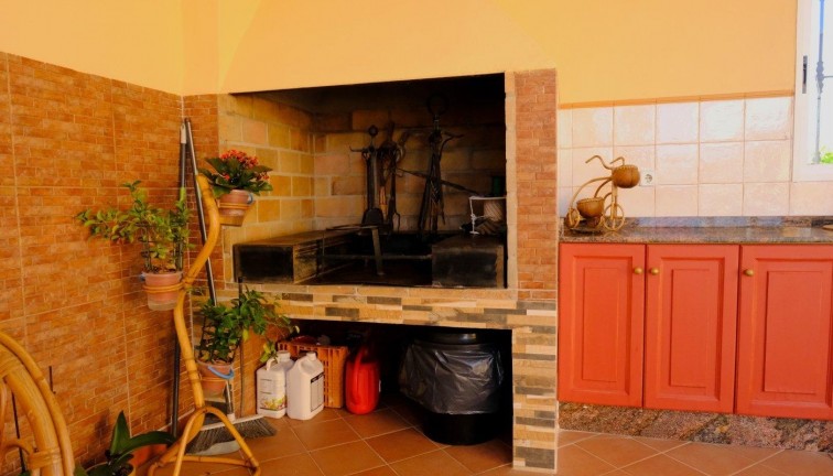 Resale - Chalet - Orihuela