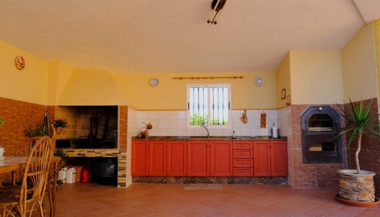 Resale - Chalet - Orihuela