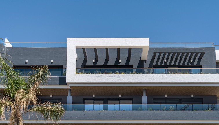 Uudistuotanto - Asunto - Torrevieja