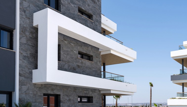 Uudistuotanto - Asunto - Torrevieja