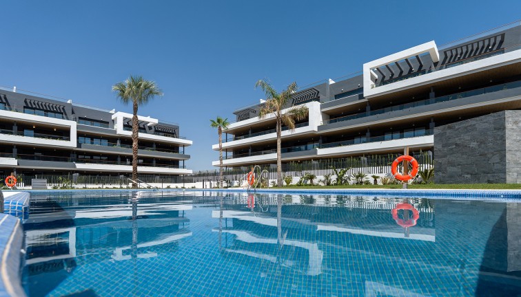 Uudistuotanto - Asunto - Torrevieja