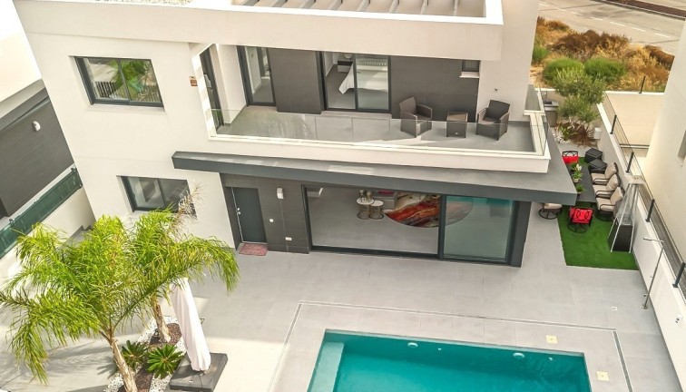 Reventa - Chalet - Algorfa