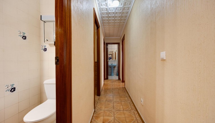 Jälleenmyynti - Asunto - Torrevieja - Acequion