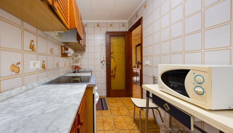 Jälleenmyynti - Asunto - Torrevieja - Acequion