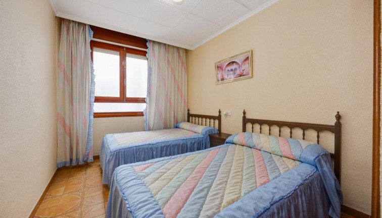 Jälleenmyynti - Asunto - Torrevieja - Acequion