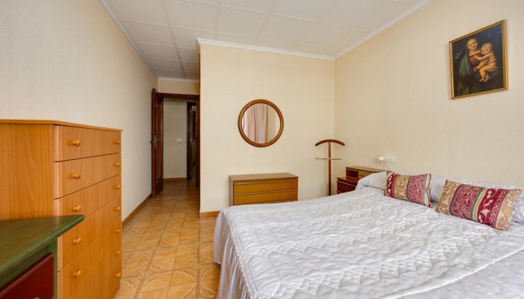 Jälleenmyynti - Asunto - Torrevieja - Acequion