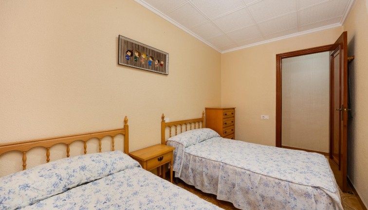 Jälleenmyynti - Asunto - Torrevieja - Acequion
