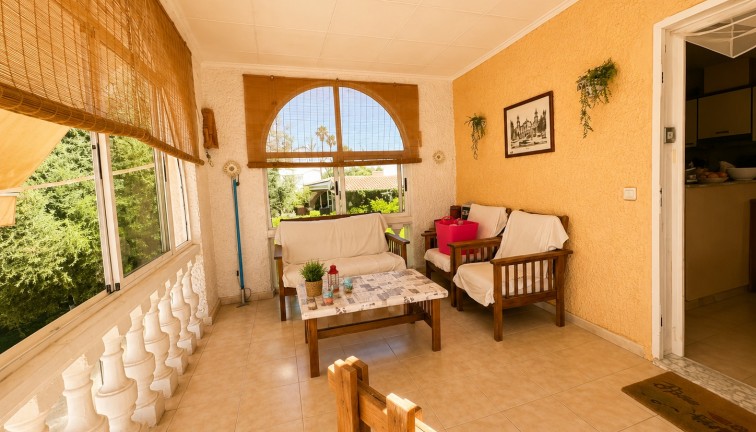 Resale - Chalet - Torrevieja - La Siesta
