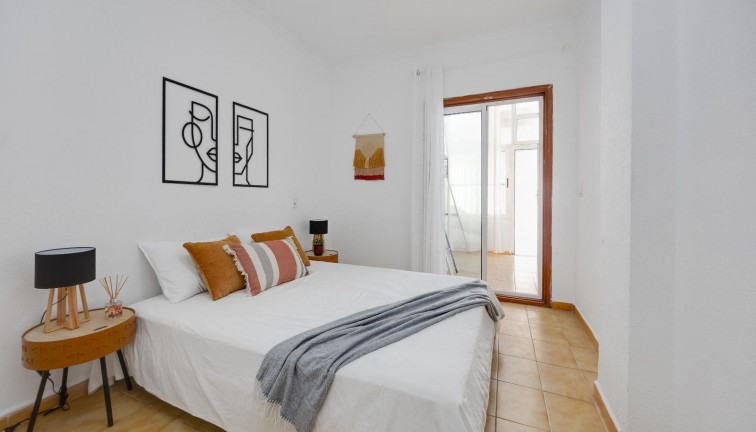 Jälleenmyynti - Asunto - Torrevieja - Playa del Cura