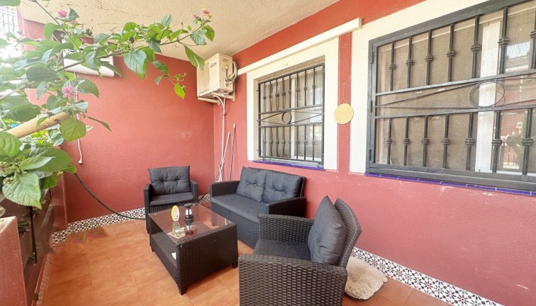 Resale - Bungalow - Torrevieja