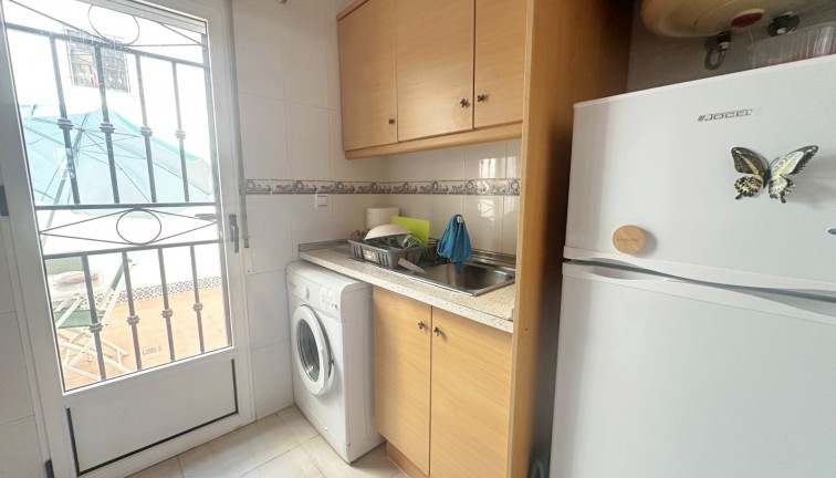Resale - Bungalow - Torrevieja