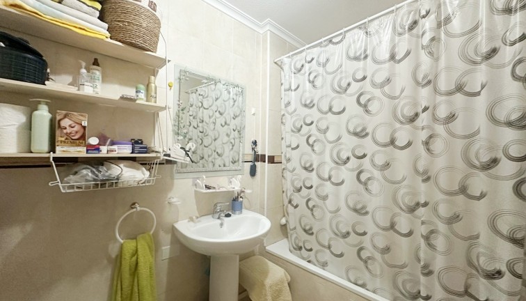 Resale - Bungalow - Torrevieja