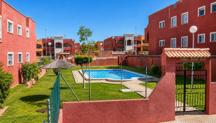 Resale - Bungalow - Torrevieja