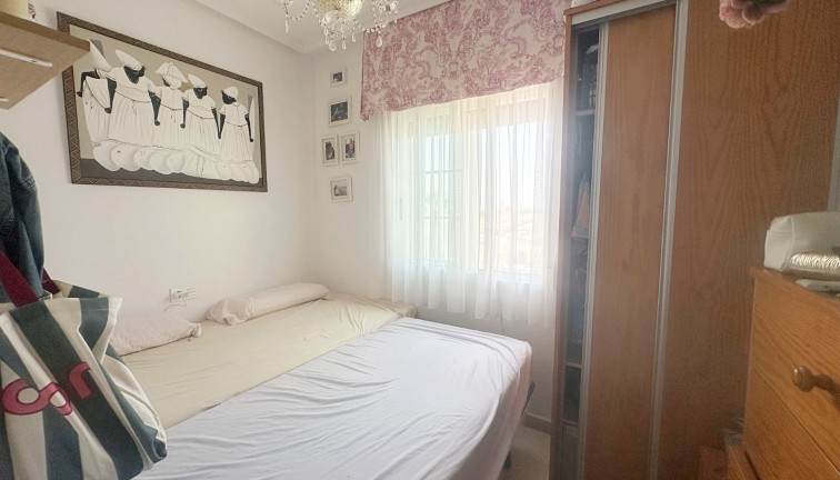 Återförsäljning - Bungalow - Torrevieja - Aguas Nuevas