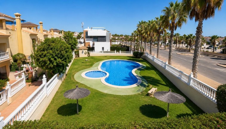 Jälleenmyynti - Asunto - Orihuela Costa - Lomas de Cabo Roig