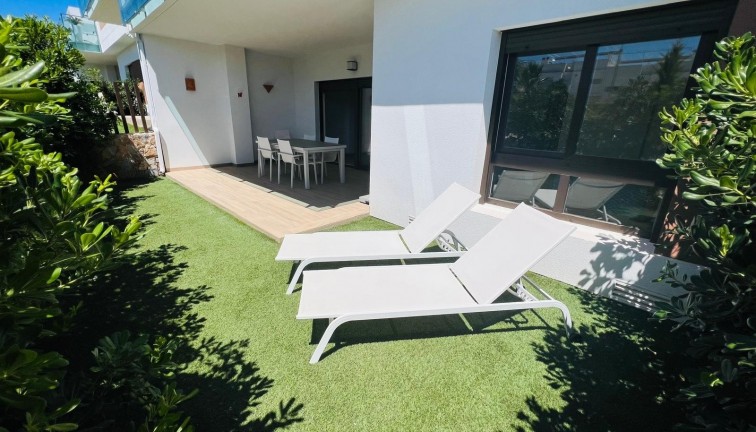 Jälleenmyynti - Asunto - Entre Naranjos - Vistabella Golf