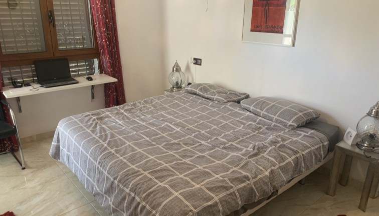 Resale - Chalet - Villamartín