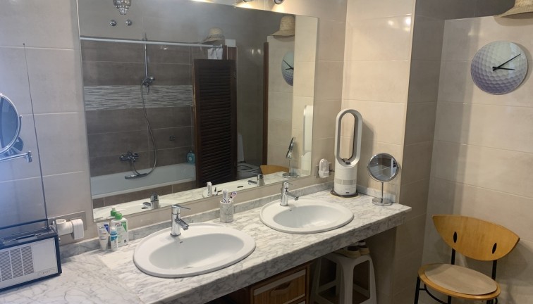 Resale - Chalet - Villamartín