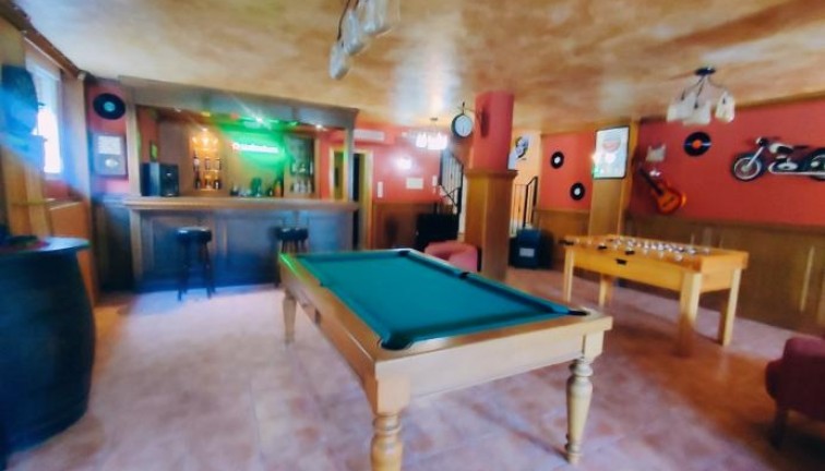 Resale - Chalet - Torrevieja - Aguas Nuevas