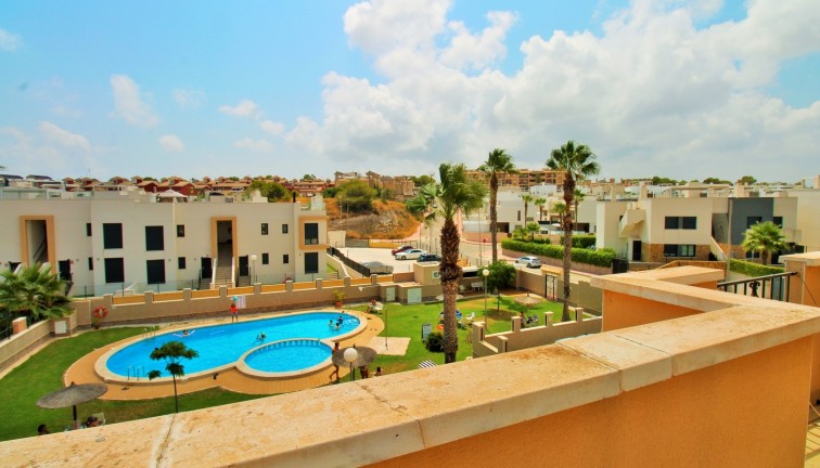 Resale - Semi-Detached - Villamartín