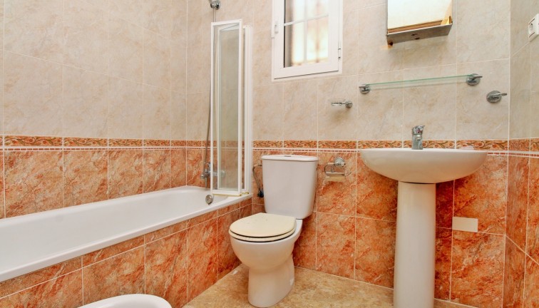 Resale - Semi-Detached - Villamartín
