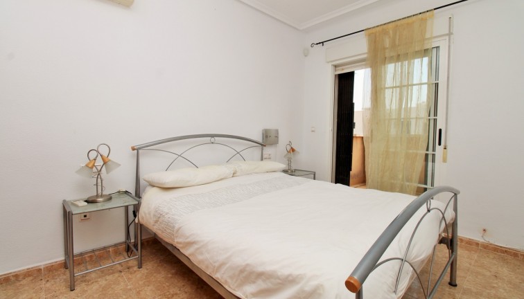 Resale - Semi-Detached - Villamartín
